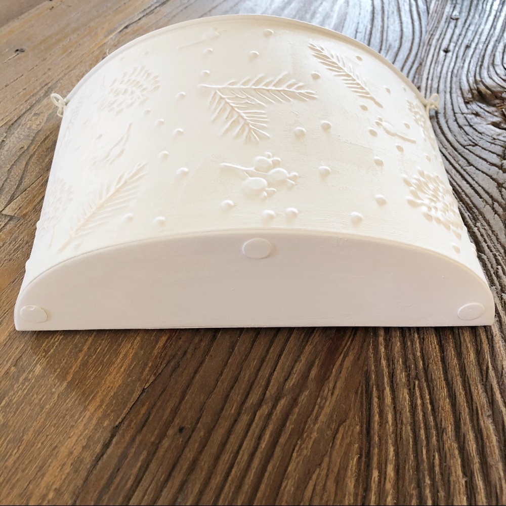 Farmhouse White Wall Bucket Planter Home Decor - Picture 8 of 10